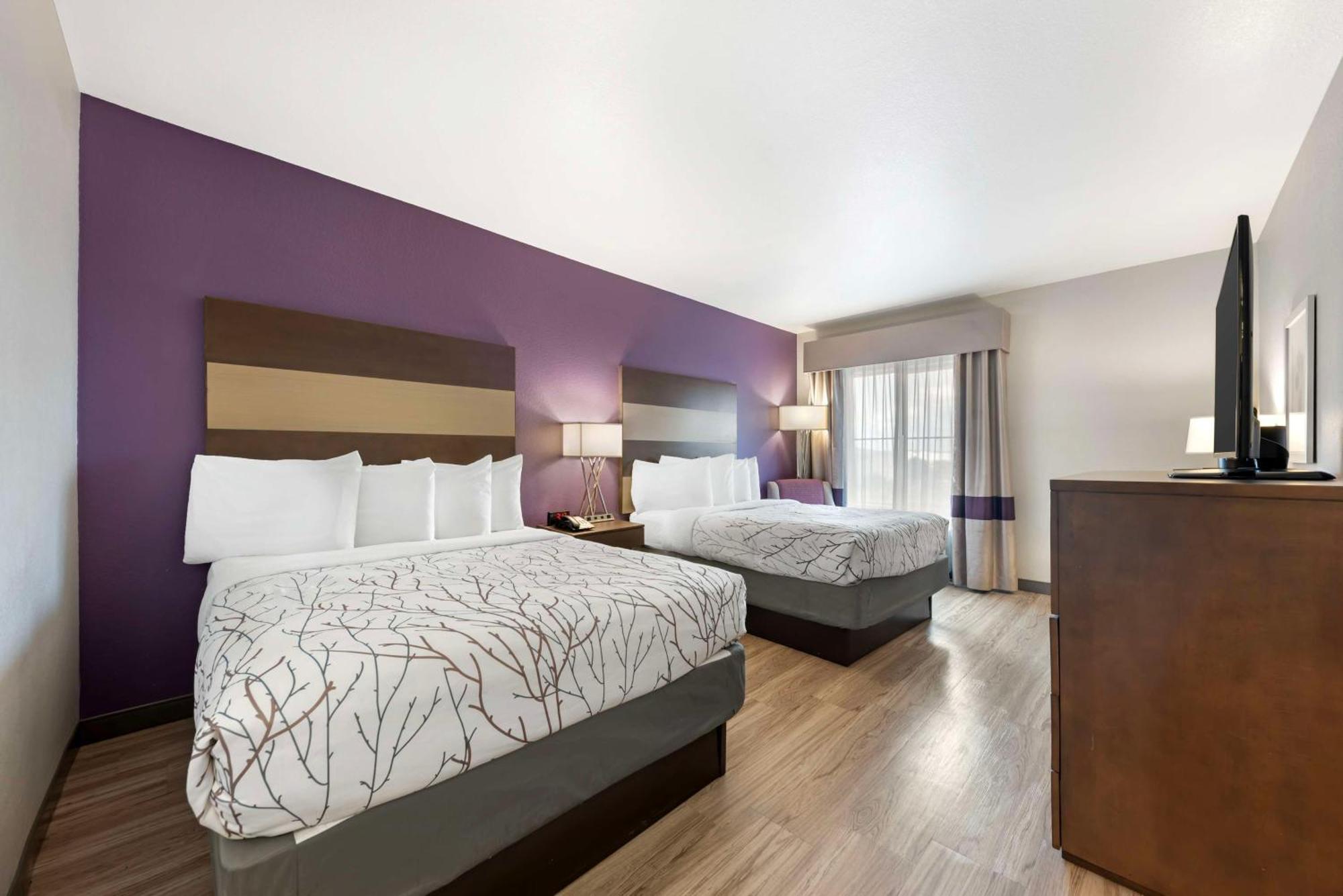 Best Western Plus Buda Austin Inn & Suites Exterior photo